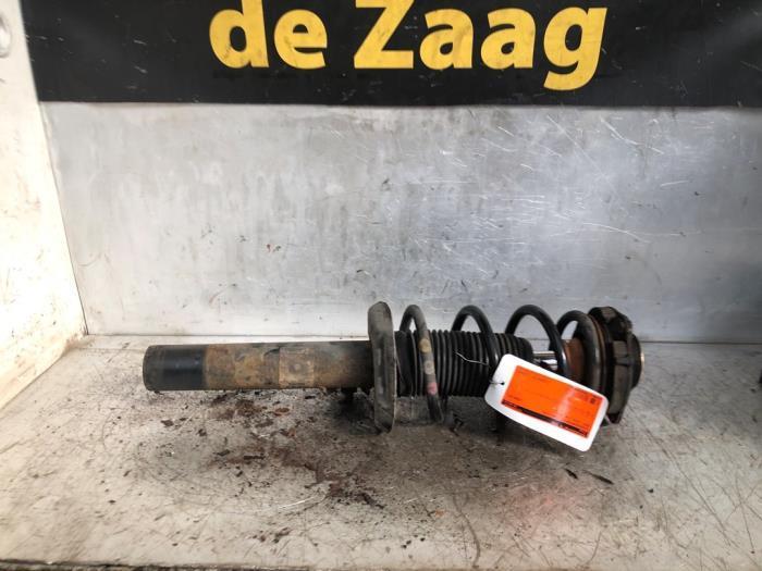 Schokdemperpoot links-voor van een Seat Leon, Auto-onderdelen, Ophanging en Onderstel, Seat, Gebruikt, 3 maanden garantie, Ophalen of Verzenden