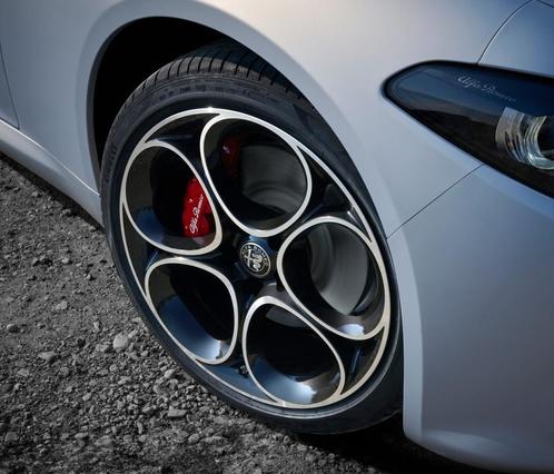 Velgen 19 inch origineel Alfa Romeo Giulia, Autos : Pièces & Accessoires, Pneus & Jantes, Jante(s), 19 pouces, Véhicule de tourisme