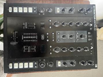 Native Instruments Traktor Kontrol Z2 beschikbaar voor biedingen