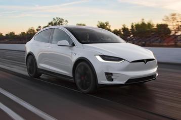 Tesla Model X te huur beschikbaar voor biedingen