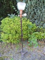 Pied de lampadaire, Enlèvement, Utilisé, Verre