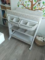 Verzorging tafel met newborn badje 2in1, Kinderen en Baby's, Kinderkamer | Commodes en Kasten, Ophalen, Zo goed als nieuw