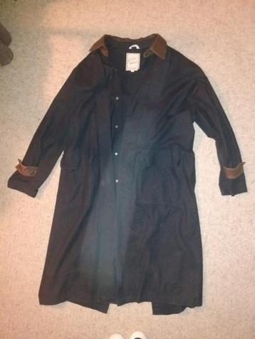 M. Julian Adventures vintage zwarte stofjas beschikbaar voor biedingen