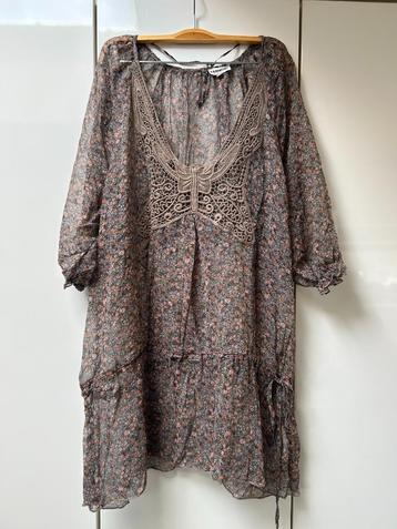 Fashion+ transparante bruine tuniek met bloemen - Maat 50 beschikbaar voor biedingen