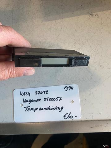Mercedes W124 220 TE wagennr 2500057 Temperatuuraanduiding beschikbaar voor biedingen