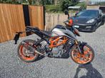 Ktm duke 390cc Akrapovic 2023 met 4139km nieuwstaat, Motoren, ABS, Bedrijf, 373 cc, 1 cilinder