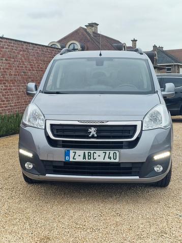 Peugeot Partner 1.2 essence 2017 – 103 000 km, 5 portes, beschikbaar voor biedingen