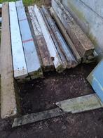 Gratis betonnen palen en nog 1 grote plaat, Tuin en Terras, Ophalen, Palen