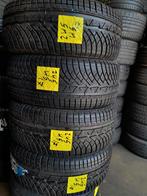2454517 245/45/17 245/45R17 winter demo Michelin, Ophalen