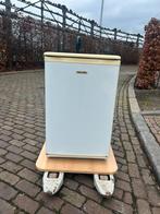 Ijskast, Elektronische apparatuur, Vriezers en Diepvrieskisten, Ophalen, Zo goed als nieuw