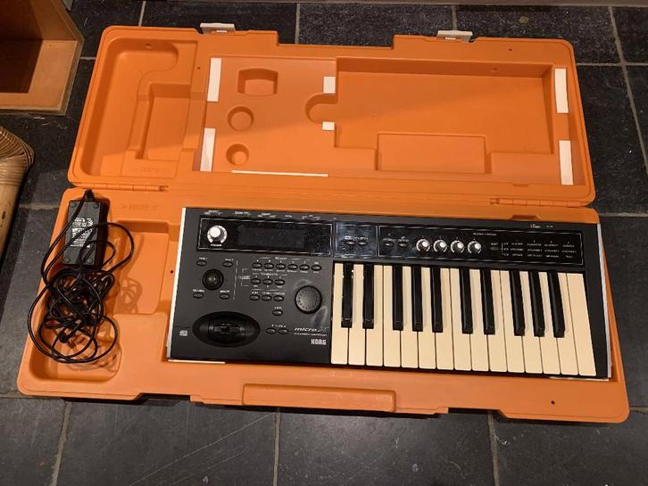Korg Micro X (Incl. hard cover case), Muziek en Instrumenten, Synthesizers, Zo goed als nieuw, Overige aantallen, Korg, Met koffer of flightcase