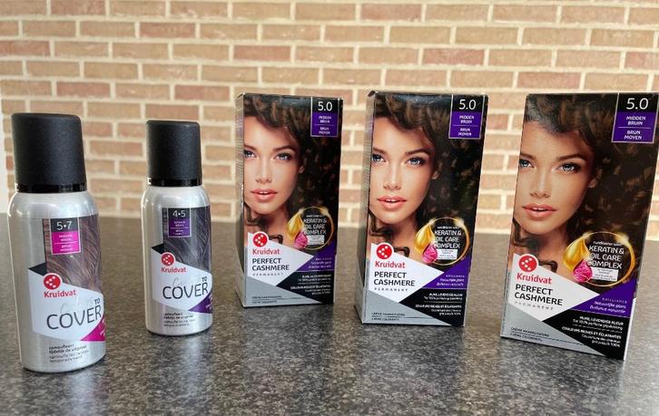 3 Nieuwe haarkleuringen Kruidvat, Handtassen en Accessoires, Uiterlijk | Haarverzorging, Nieuw, Haarverzorger of -hersteller, Ophalen of Verzenden