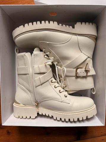Guess Olsy taille 40 - portées 1 seule fois beschikbaar voor biedingen