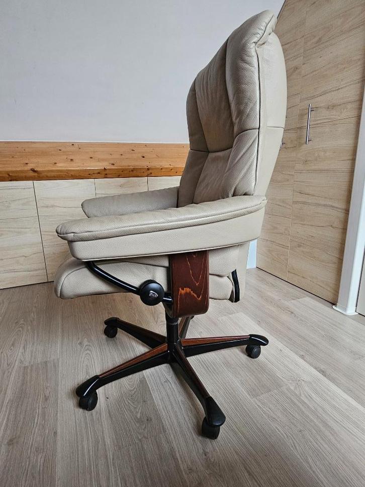 Stressless bureaustoel - relax zetel, Huis en Inrichting, Bureaustoelen, Zo goed als nieuw, Bureaustoel, Beige, Ophalen of Verzenden