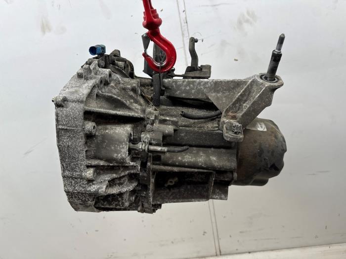 Versnellingsbak van een Renault Clio, Auto-onderdelen, Transmissie en Toebehoren, Renault, Gebruikt, 3 maanden garantie, Ophalen of Verzenden