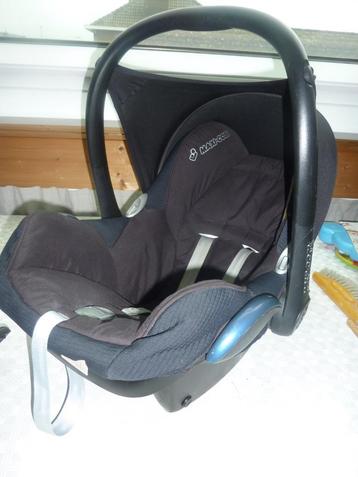 maxi cosi en kinderwagen beschikbaar voor biedingen