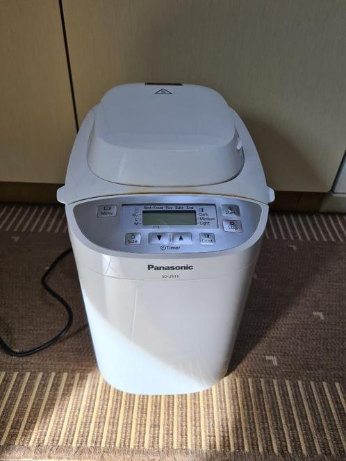 Broodbakmachine, Elektronische apparatuur, Broodbakmachines, Gebruikt, Met timer, Meer dan 10 programma's, Ophalen