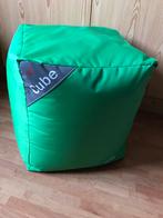 Pouf cube ,repose-pied ou siège , vert pomme, Comme neuf, Vert, Pouf