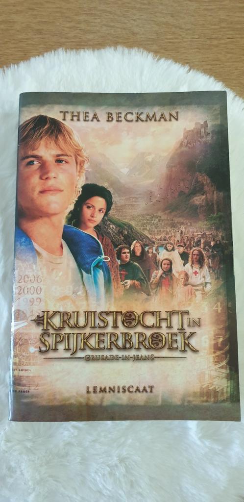Thea Beckman - Kruistocht in spijkerbroek, Boeken, Kinderboeken | Jeugd | 10 tot 12 jaar, Zo goed als nieuw, Ophalen of Verzenden