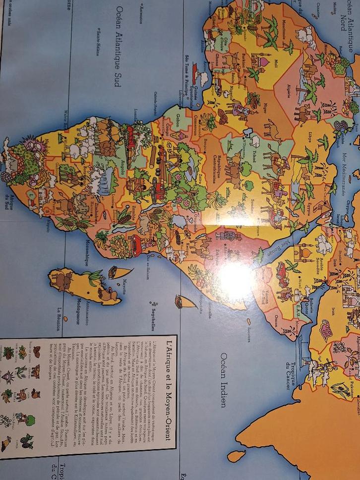 Mon premier Atlas Géant - vintage, Boeken, Kinderboeken | Jeugd | onder 10 jaar, Zo goed als nieuw, Non-fictie, Ophalen