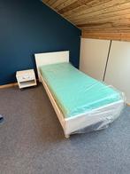 Éénpersoonsbed inclusief nachtkastje, Huis en Inrichting, Ophalen, 210 cm, 100 cm