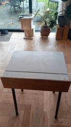 Oude schoolbank, lessenaar, Huis en Inrichting, Tafels | Bijzettafels, Ophalen