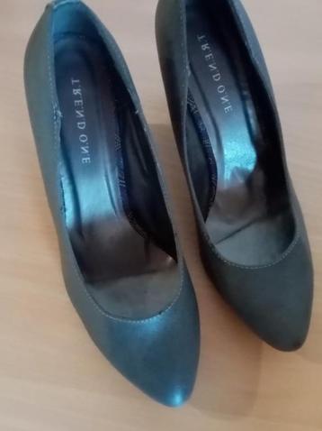 Trend One : nieuw grijs pumps hakschoenen anti-slipzool , 39 beschikbaar voor biedingen