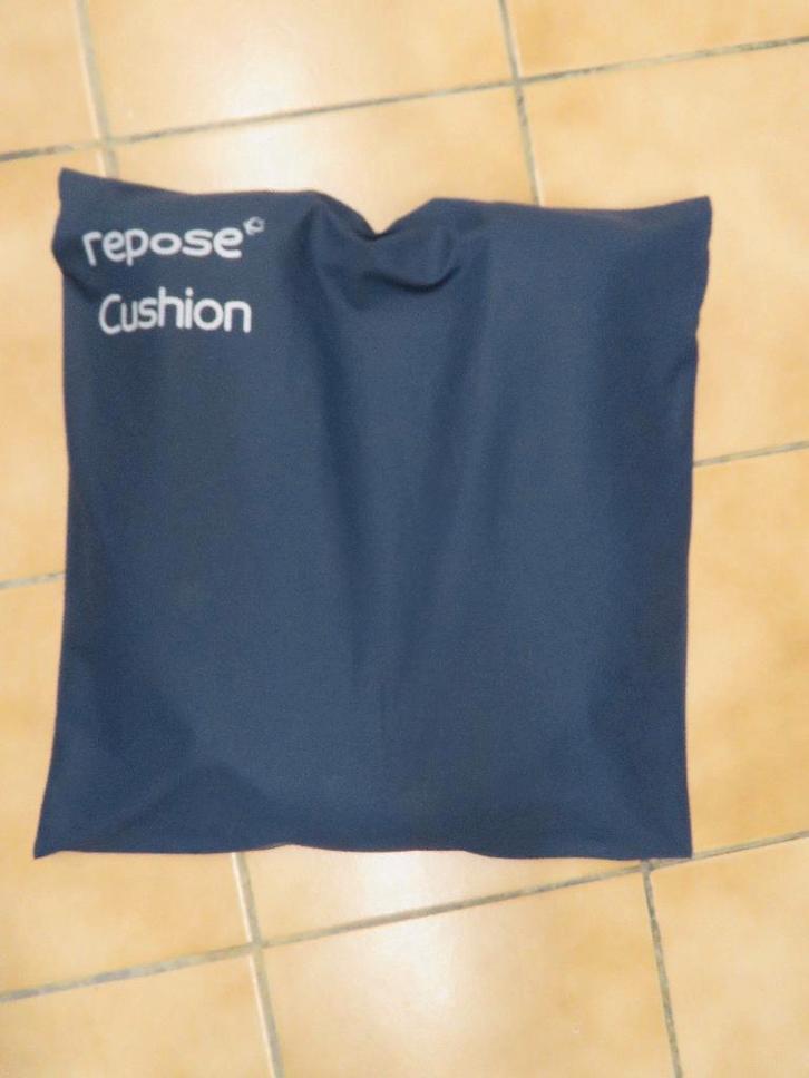 REPOSE Zitkussen met pomp + afwasbare hoes., Divers, Matériel Infirmier, Comme neuf, Enlèvement ou Envoi