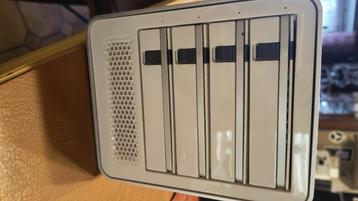 Kit de disques dur western digital et son support.  beschikbaar voor biedingen