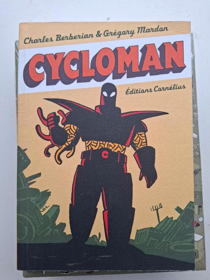 CYCLOMAN EDITIONS CORNELIUS COUVERTURE SOUPLE N/B EO 2002, Livres, BD, Comme neuf, Une BD, Enlèvement ou Envoi