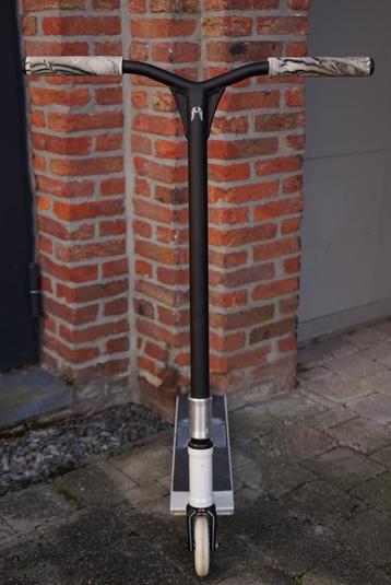 Stunt step  beschikbaar voor biedingen