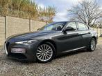 Alfa Romeo Giulia 2.2 JTDm Super, Auto's, https://public.car-pass.be/vhr/575314f3-123a-4fb1-8b25-acd00fbfe68c, USB, Bedrijf, Zilver of Grijs