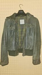 Belle petite veste en cuir. Doublée taille S, Ophalen of Verzenden