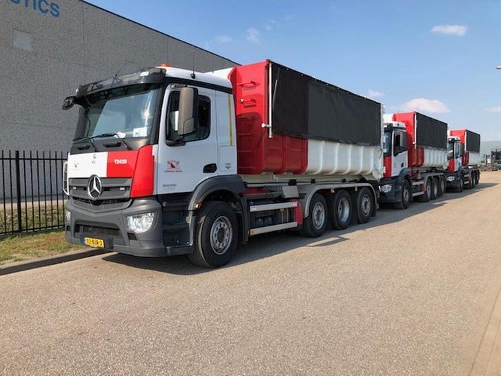 Gemakbak afzetcontainers in 2 kleuren, Articles professionnels, Machines & Construction | Abris de chantier & Conteneurs