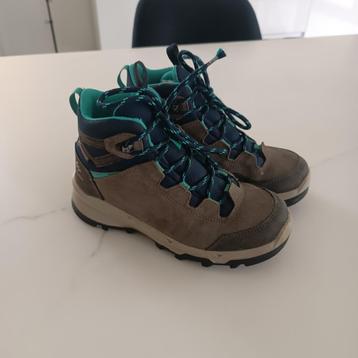 Wandelschoenen maat 34 beschikbaar voor biedingen