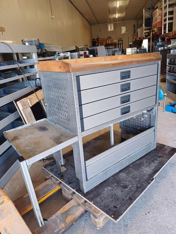 ALUCA Bedrijfswagen Inrichting(1014) L 116 B 52 H 101 €749, Auto diversen, Auto-accessoires, Zo goed als nieuw, Ophalen