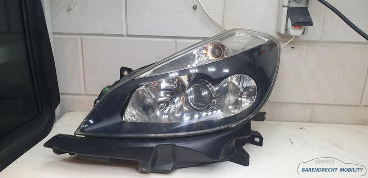 Koplamp Clio III Renault pre facelift links 8200261610 donke, Auto-onderdelen, Verlichting, Renault, Gebruikt