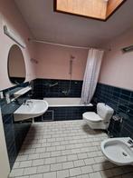 Badkamer, Huis en Inrichting, Ophalen, Gebruikt, Met bad