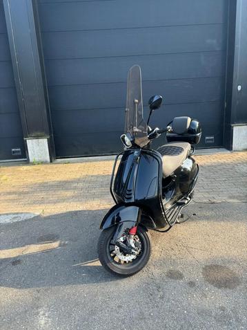 Vespa Sprint 50cc A klasse in zeer goede staat 