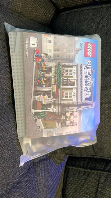 Lego 10243 parisian restaurant beschikbaar voor biedingen