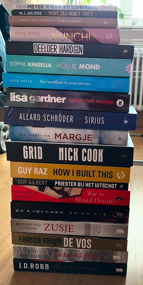 20 delig pakket boeken als nieuw, Boeken, Overige Boeken, Verzenden