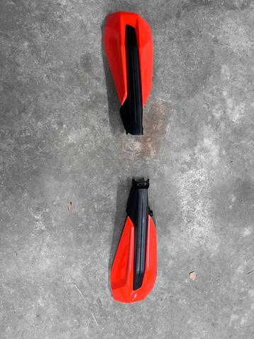 Handguards KTM 690 Enduro R 2022 beschikbaar voor biedingen
