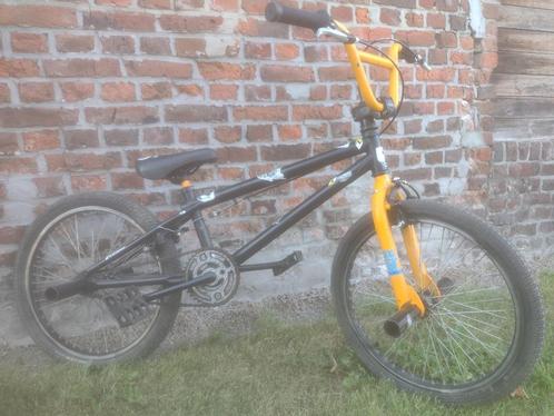 Jongensfiets BMX in orde gezet rijklaar 20 inch, Fietsen en Brommers, Fietsen | Jongens, 20 inch, Ophalen