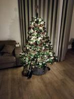 Kerstboom (1,40m) met onderstel te koop. Zonder versiering!, Ophalen, Zo goed als nieuw