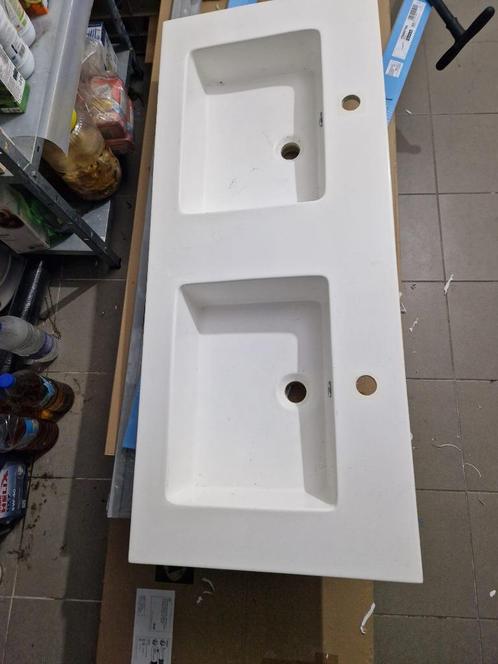 te koop: dubbele wastafel van composietmateriaal, Doe-het-zelf en Bouw, Sanitair, Zo goed als nieuw, Wastafel, Ophalen
