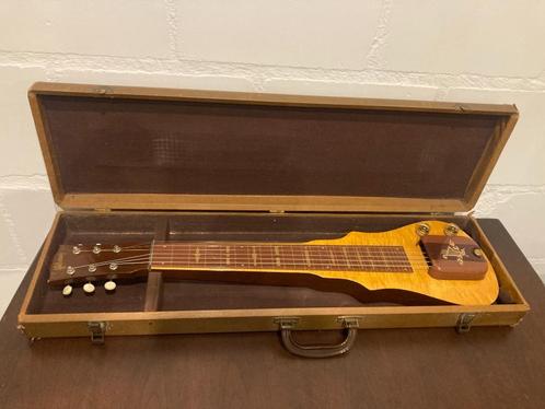 Guitare Gibson Royaltone lap steel de 1950, Musique & Instruments, Instruments à corde | Guitares | Électriques, Utilisé, Solid body