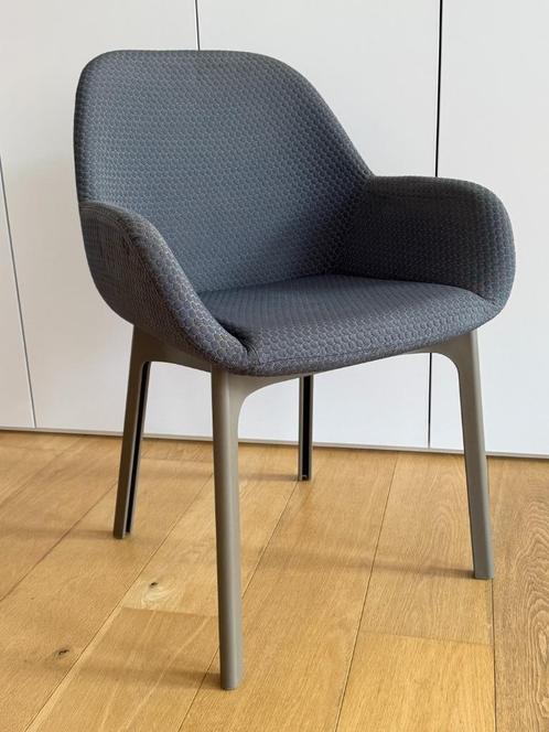 Stoel - Kartell Clap, Huis en Inrichting, Stoelen, Gebruikt, Eén, Kunststof, Stof, Grijs, Ophalen