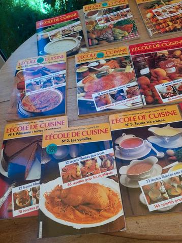 L'école de cuisine. 30 livres.  beschikbaar voor biedingen