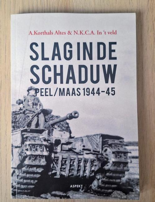 A. Korthals Altes - Slag in de schaduw, Boeken, Oorlog en Militair, Zo goed als nieuw, Ophalen of Verzenden
