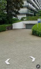 Staanplaats te huur Fruithoflaan Berchem, Immo